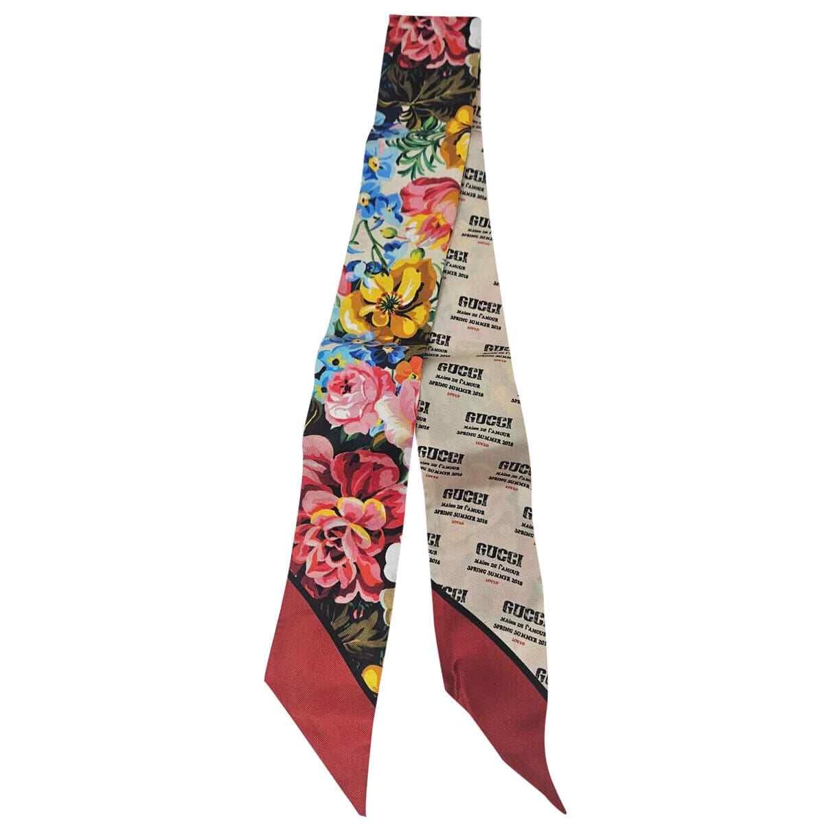 Jolie écharpe en soie Gucci GG monogramme imprimé floral soie
