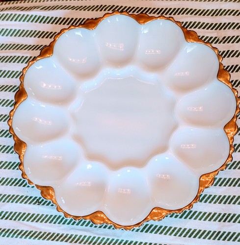 Vintage Anchor Hocking Fire King Milk Glass Deviled Egg Plate with Gold Trim - Picture 3 of 5