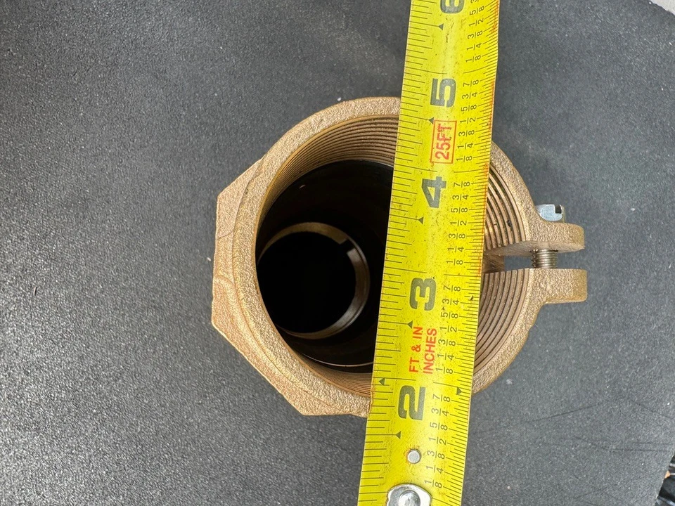 Ford 2-1/2" Connect to 2-1/2" Pack Joint (CTS) Compresión Water Union T-4301NL Foto 2 de 4