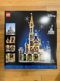 LEGO Disney: The Disney Castle (43222)