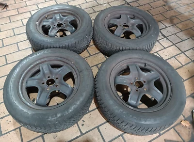 Ford C-Max DM Satz Winterräder Stahlfelgen 2160825 215/60R16 95H DOT 5117 4-5mm - Bild 1 von 4