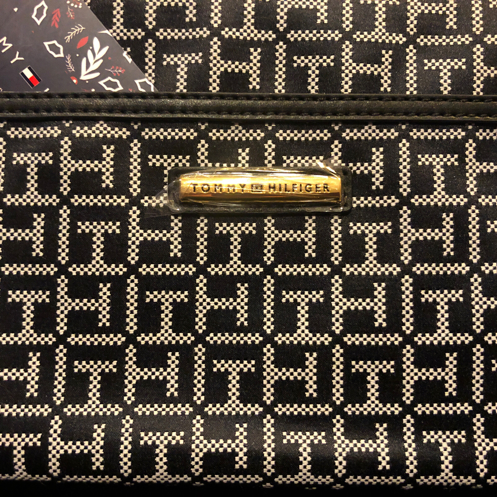 Tommy Hilfiger Wristlet Clutch Handbag Black Signature Fabric Zip  