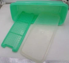 Tupperware 782 Easy Crisp Container Grid & Seal Jadeite Keep Fruit Veggies Fresh