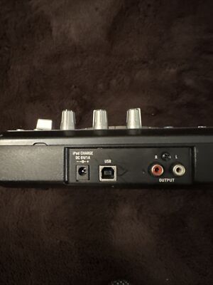 Numark DJ Controller iDJ3, USB iPod Dock, Auto Loop In Black Color