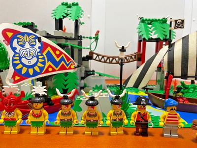 LEGO System Pirates Enchanted Island 6278 In 1994 w/Box Manual