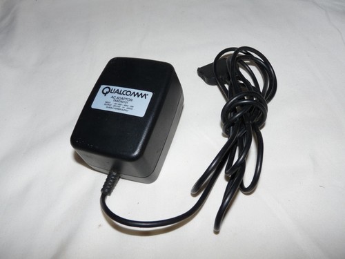 Qualcomm AC Adaptor Output 8.4v 400mA TAACA0101 Class 2 Power Supply - Picture 2 of 4