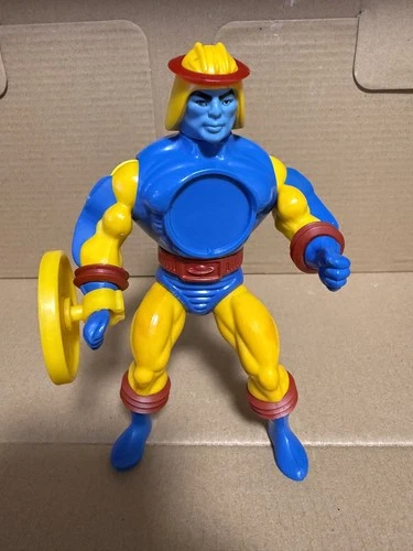 Vintage 1985 Mattel Masters of the Universe Motu Sy-Klone ***Missing chest decal