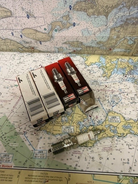 Champion pack of 4 #R59YC Copper Marine Spark Plug 304.