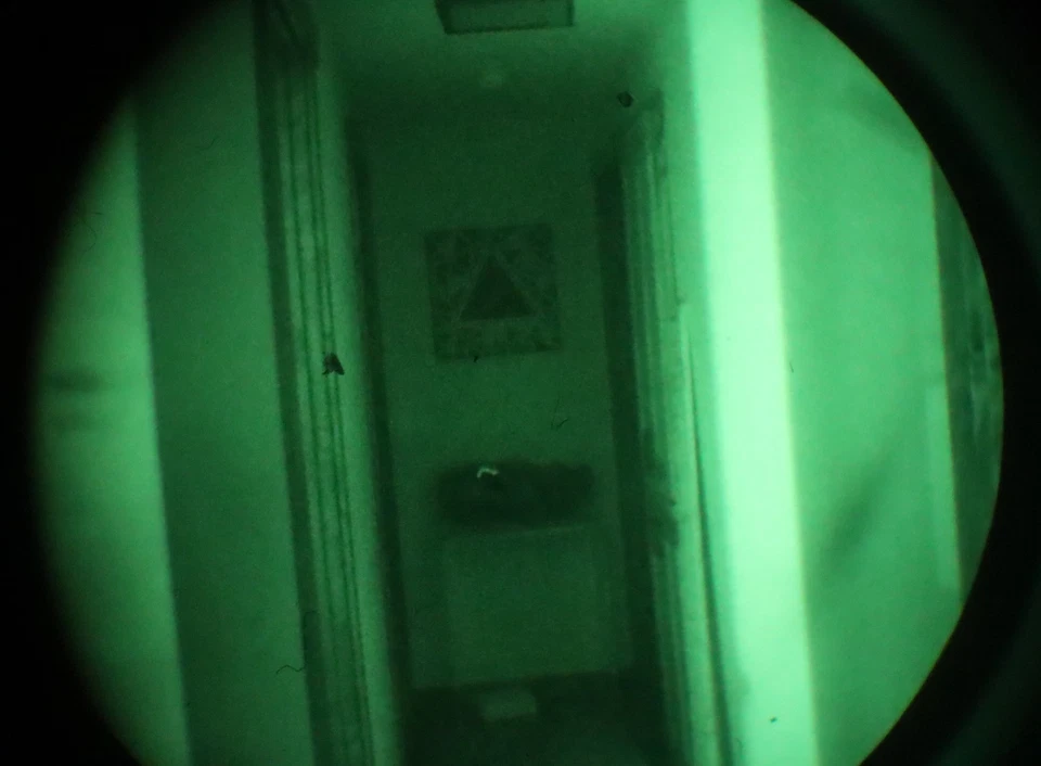 Unbranded PVS 7 Gen 3 Night Vision Goggles - Image 4 of 4