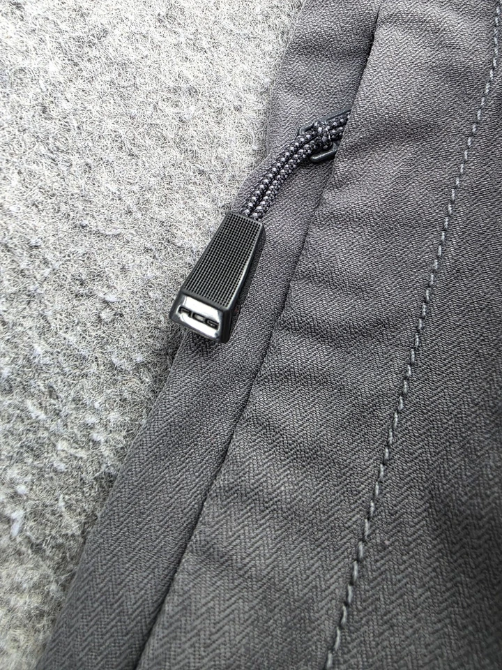 Nike ACG Pants Mens Large Gray Convertible Zip Off Hiking All Conditions Gear - Image 3 of 4