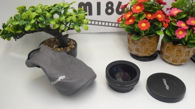 Fujifilm FInepix 0,79x Wide Conversion Objektiv 55mm und Tasche refR1