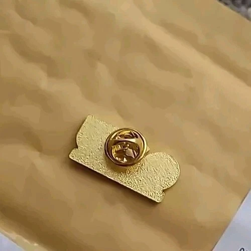 Carlisle United Badge Club And Country Wear With Pride Ideal Gift For Supporter - Image 3 of 3