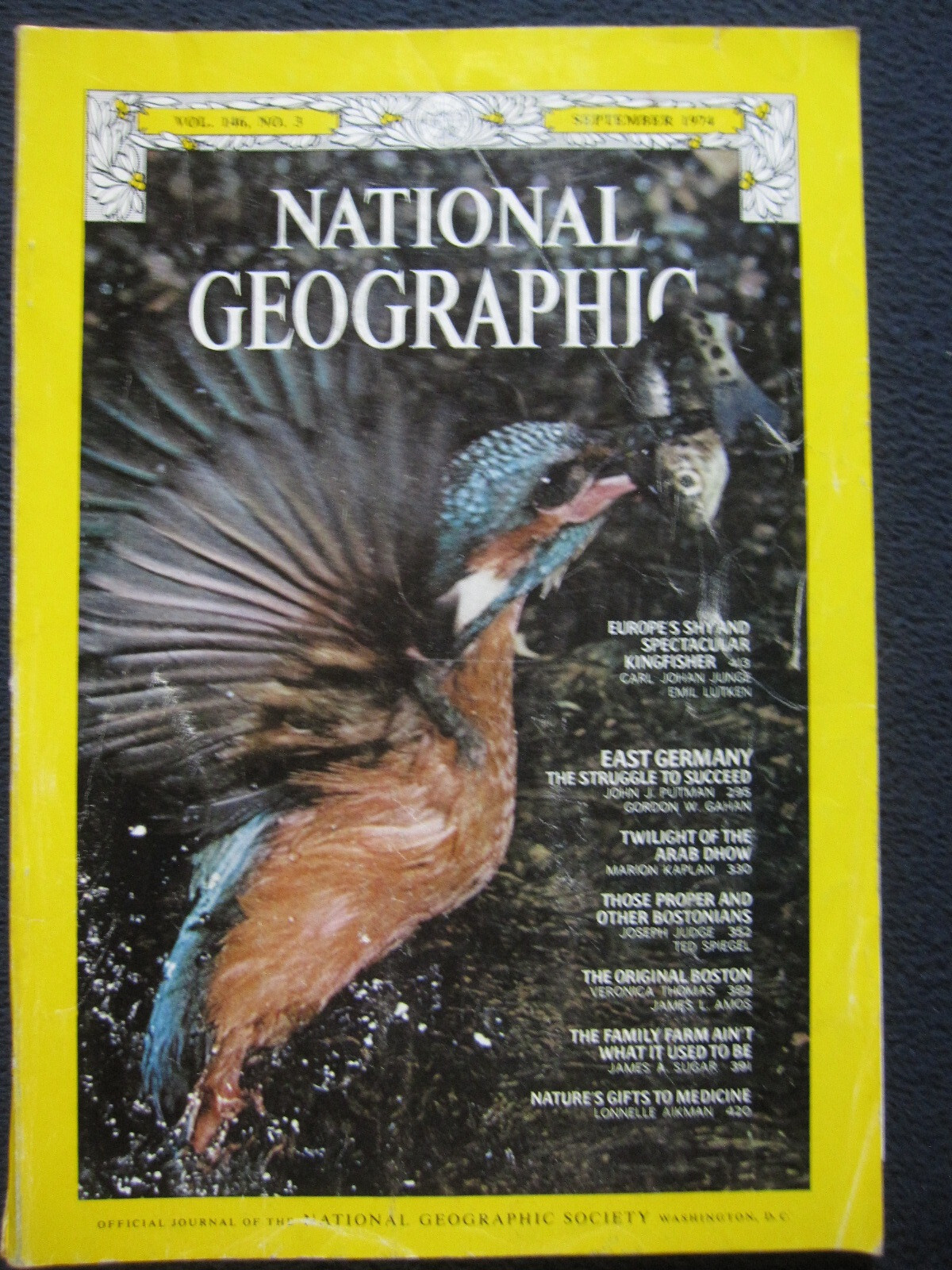 National Geographic Sept 1974 Kingfisher East Germany Arab Dhow Boston Issue