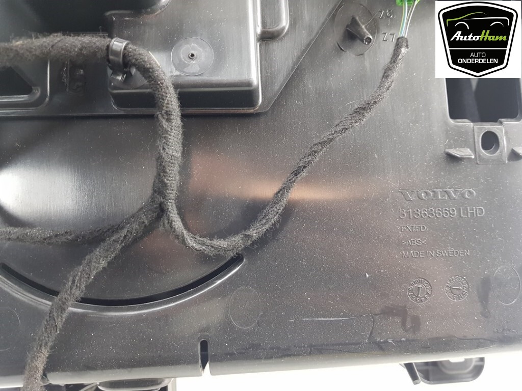 31477154 / 31363669 COMPARTIMENT A GANTS GLOVE COMPARTMENT Volvo XC90