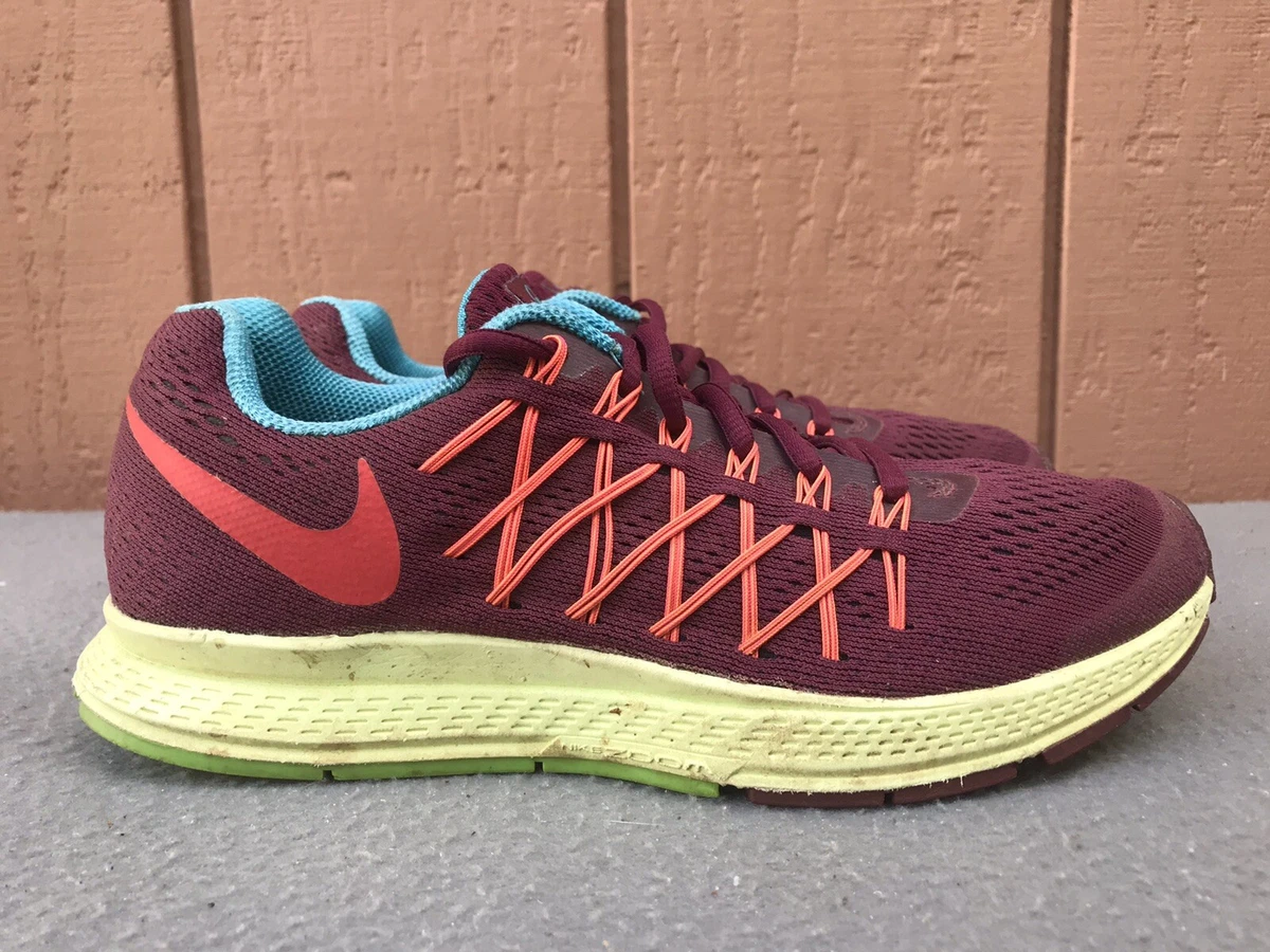 women's nike running shoes burgundy