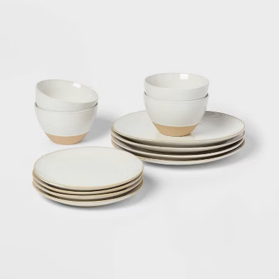 12pc Stoneware Wethersfield Artisan Dinnerware Set White - Threshold 8790₽