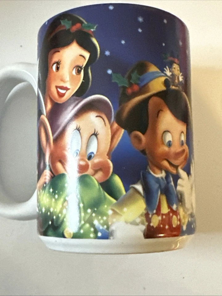 Taza de café enana Blancanieves Mickey Pooh Pinocho 2004 exclusiva de Disney Store Foto 2 de 4