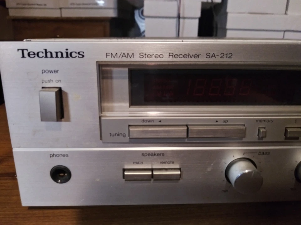 Tested & Working But ISSUES Technics SA-212 Receiver for Parts or Repair - Image 3 of 4