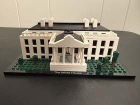 LEGO Architecture The White House 21006 Landmark Series Set 