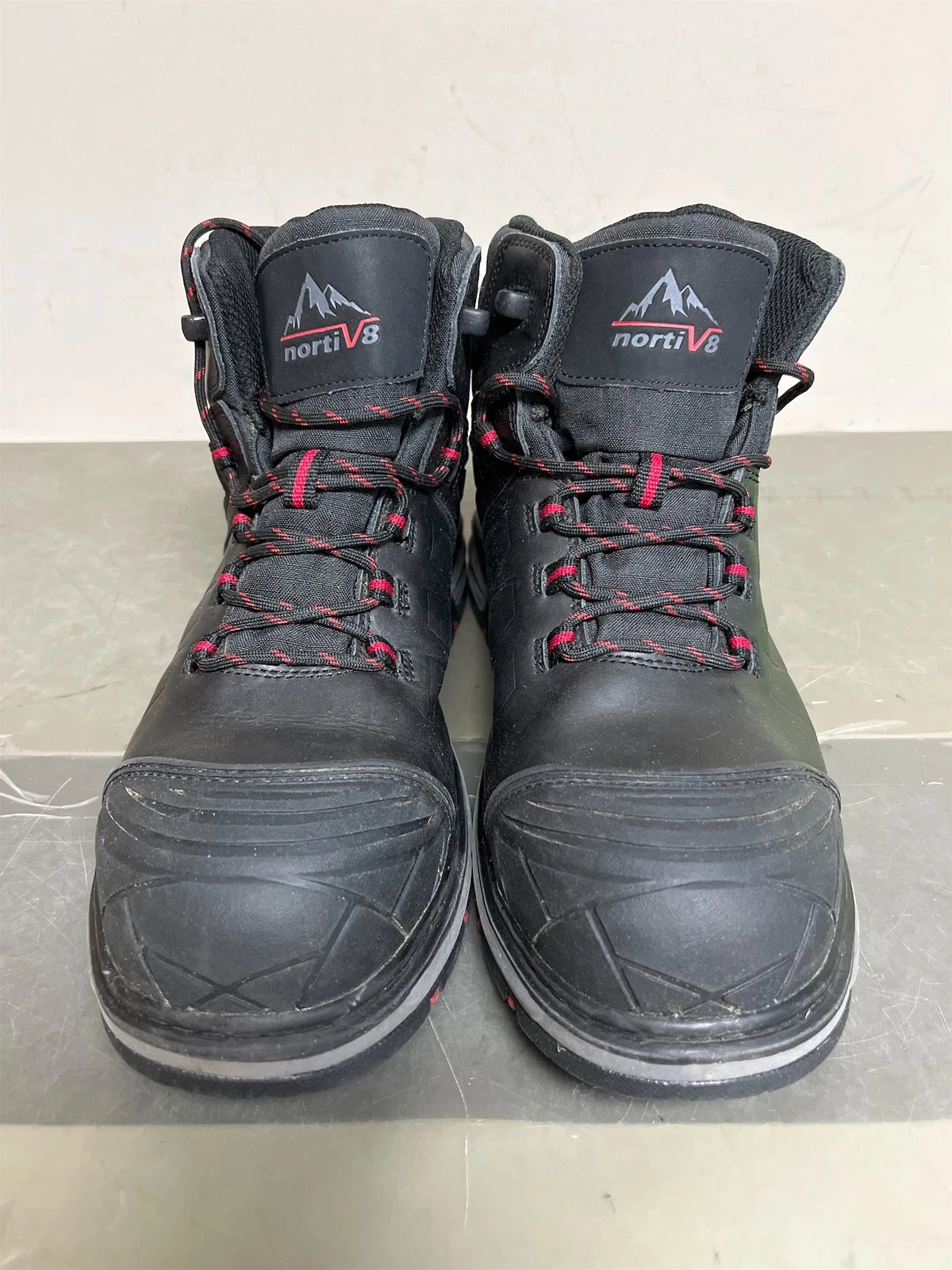 Norti V8 Slip Resistant Boots Size 11