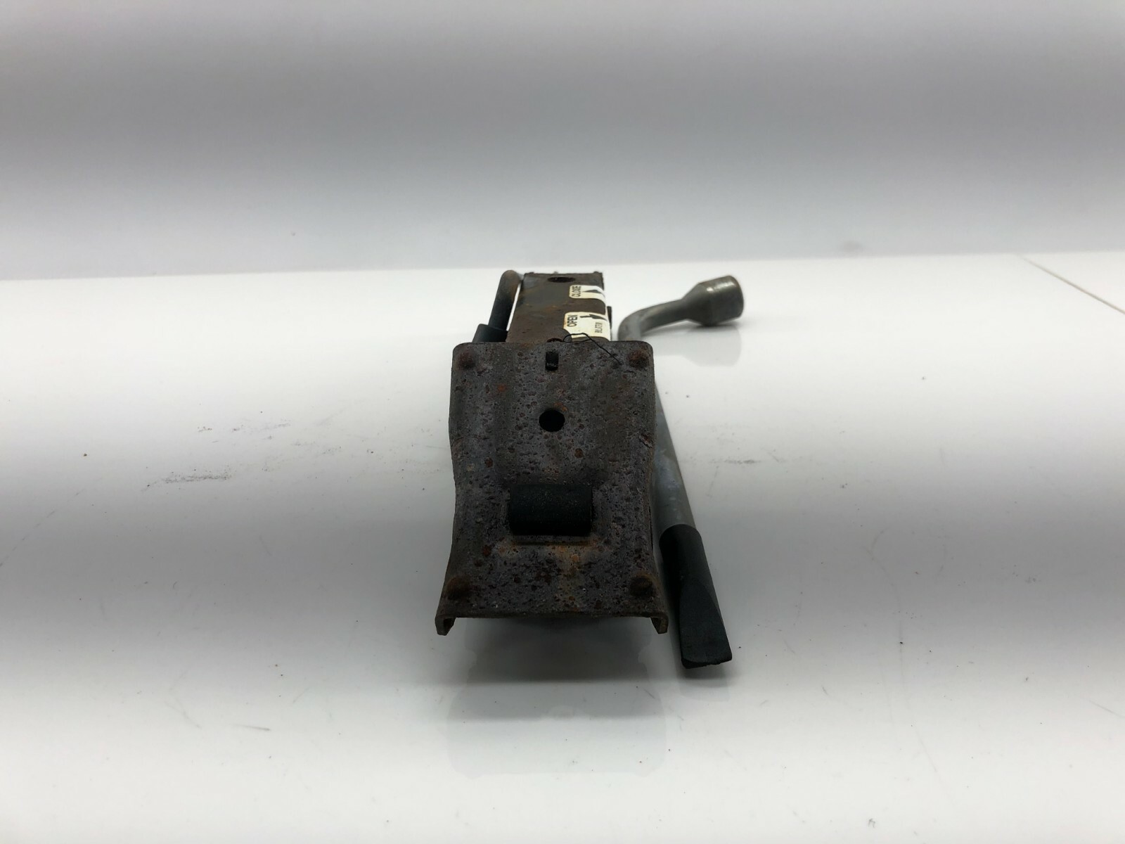 0208 MINI COOPER CAR JACK LIFT AND TOOL WITH POUCH OEM 1501930 eBay