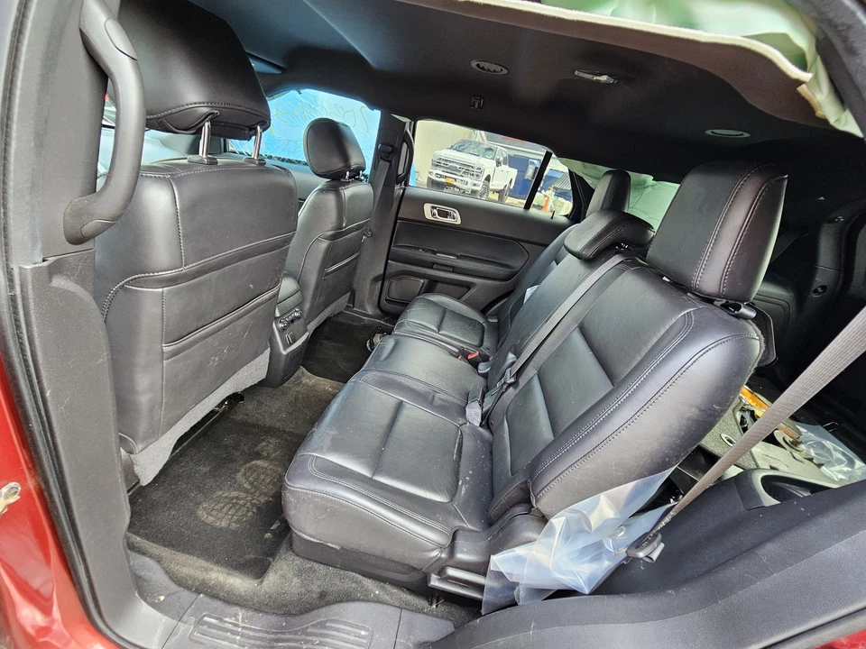 Regulador de ventana de puerta trasera izquierda usado se adapta a: Ford Explorer 2015 sin motor Foto 4 de 4