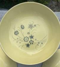 (1) Taylor, Smith & Taylor Luray Yellow Black Floral 6-1/2" Bowl