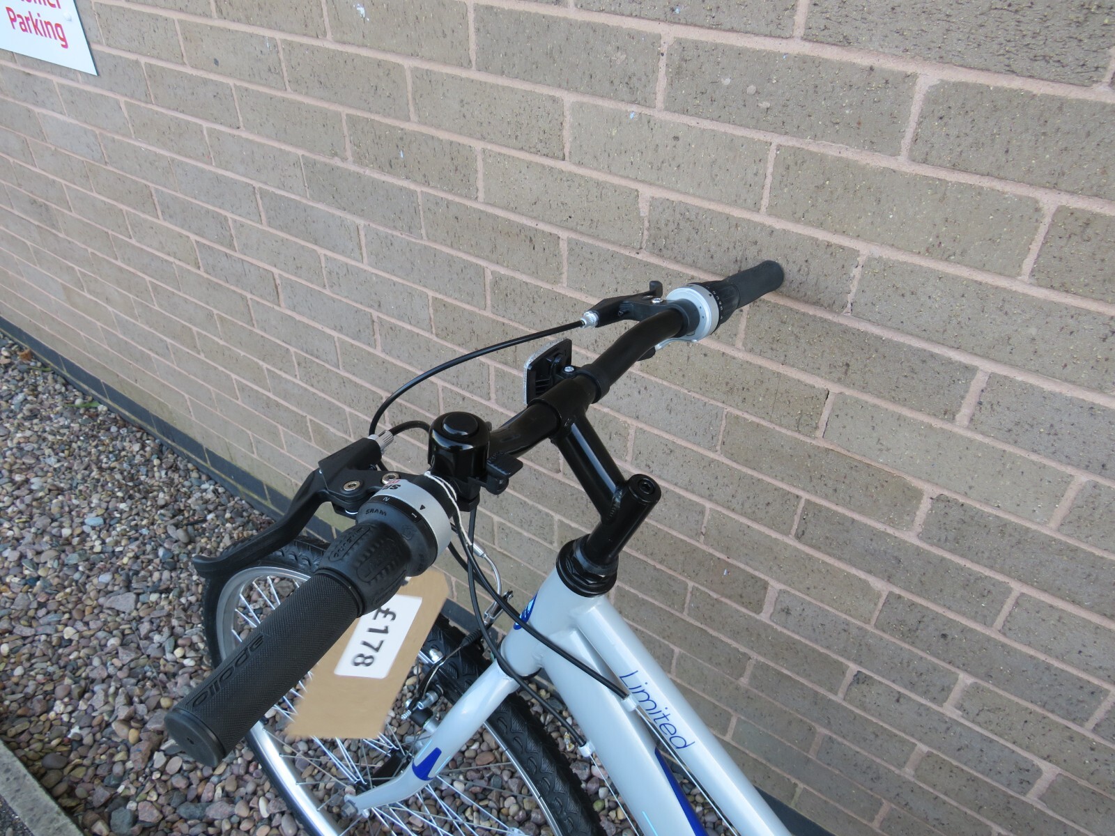 apollo excelle hybrid bike