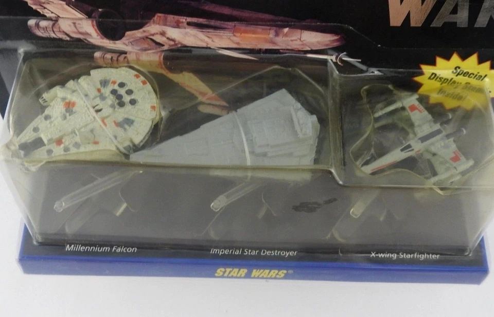 Micro Machines Star Wars Space Millennium Falcon Imperial Destroyer XWing 1993 Foto 2 de 3
