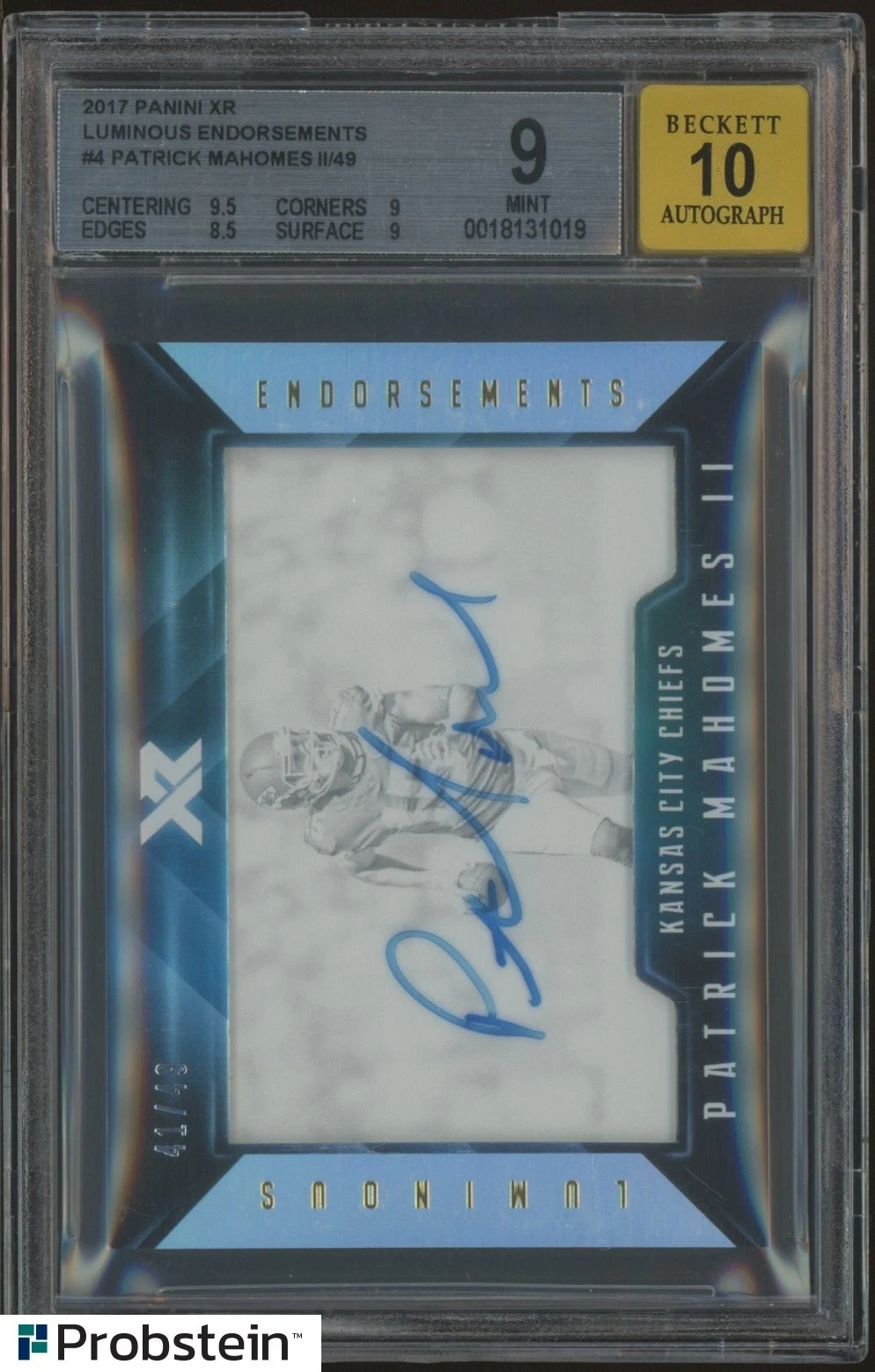 Patrick Mahomes Panini XR Luminous Endorsements Autographs #LEPM Base