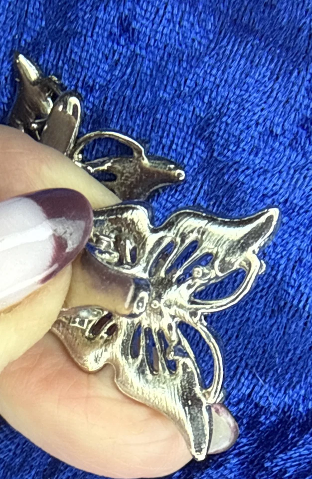 Silver Tone Metal hair claw butterfly clips Red Rhinestones Set Of 2 Great - Image 4 of 4