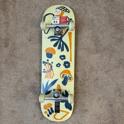 Green Thumb Skateboard Complete 8.5