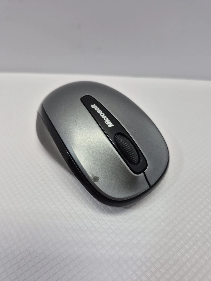 Microsoft Wireless Mobile Mouse 3500 Model 1427 Silver with Nano Receiver - Image 4 of 4