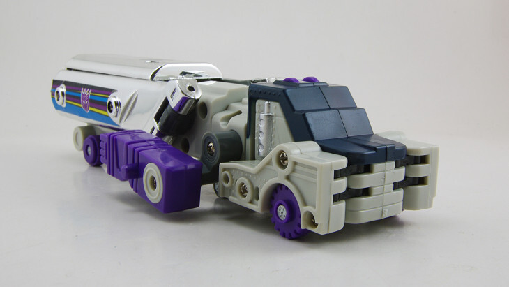Transformers Legacy Evolution Leader Blitzwing 7 Inch Action Figure | Toys R Us Canada