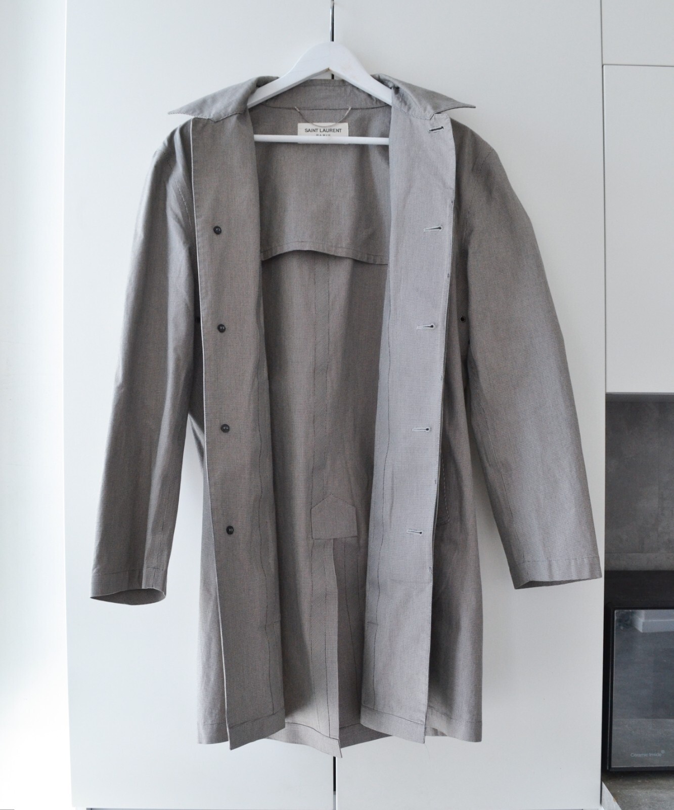 Giacca trench uomo SAINT LAURENT bottoni cappotto nero bianco tasche pied de poule