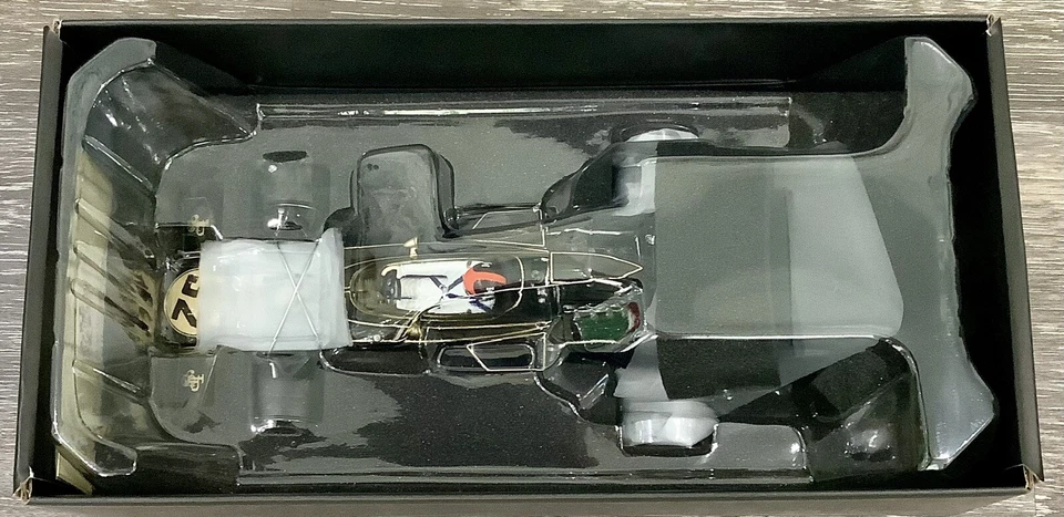 1972 1/18 #32 Emerson Fittipaldi Lotus 72 Type 72D “Belgian GP Win” 1 of 999 - Image 3 of 3