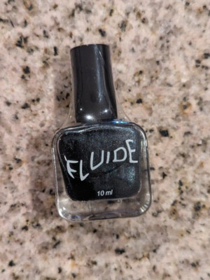 FLUIDE 7-Free Polish in strut  10 ml  .33 oz NEW