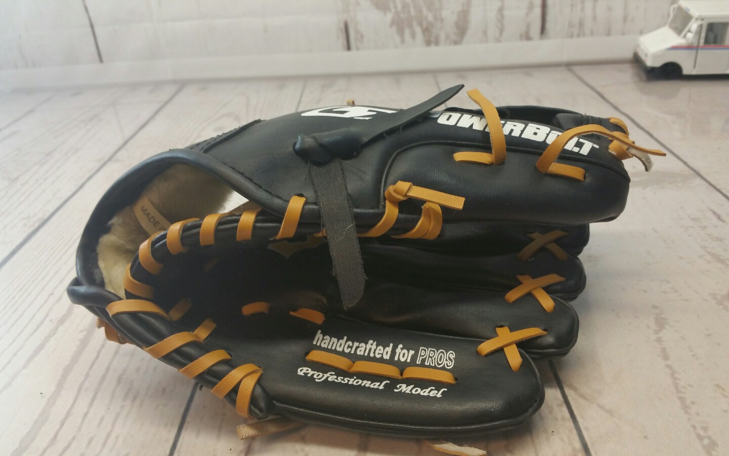 Dick's Powerbolt FS100 10" Baseball Tall Playing Glove Black RH