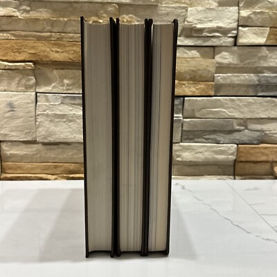Encyclopedia Britannica 1977 ~ 32 Vol Set gold trim Macropedia