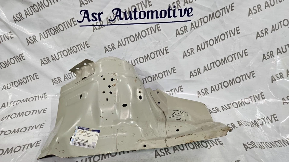 ФАРТУК КРЫЛА SUZUKI CIAZ PANNEL ASSY L.H (58400M79M00) - Изображение 2 из 3