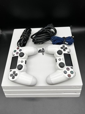 Sony PlayStation 4 Pro Weiß 1TB +2 Controller inkl. Kabel