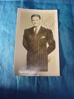 Orig 1930s ERROL FLYNN Movie Star AUTOGRAPHED PHOTO 4 x 2 1/2