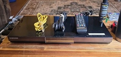 Samsung BD-C6500 Blu-Ray Player, ETHERNET/HDMI CABLES & OEM REMOTE INCL TESTED 