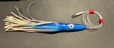 Offshore Trolling Squid Lure 9  Pre-Rigged Tuna Mahi Wahoo Blue White Skirt