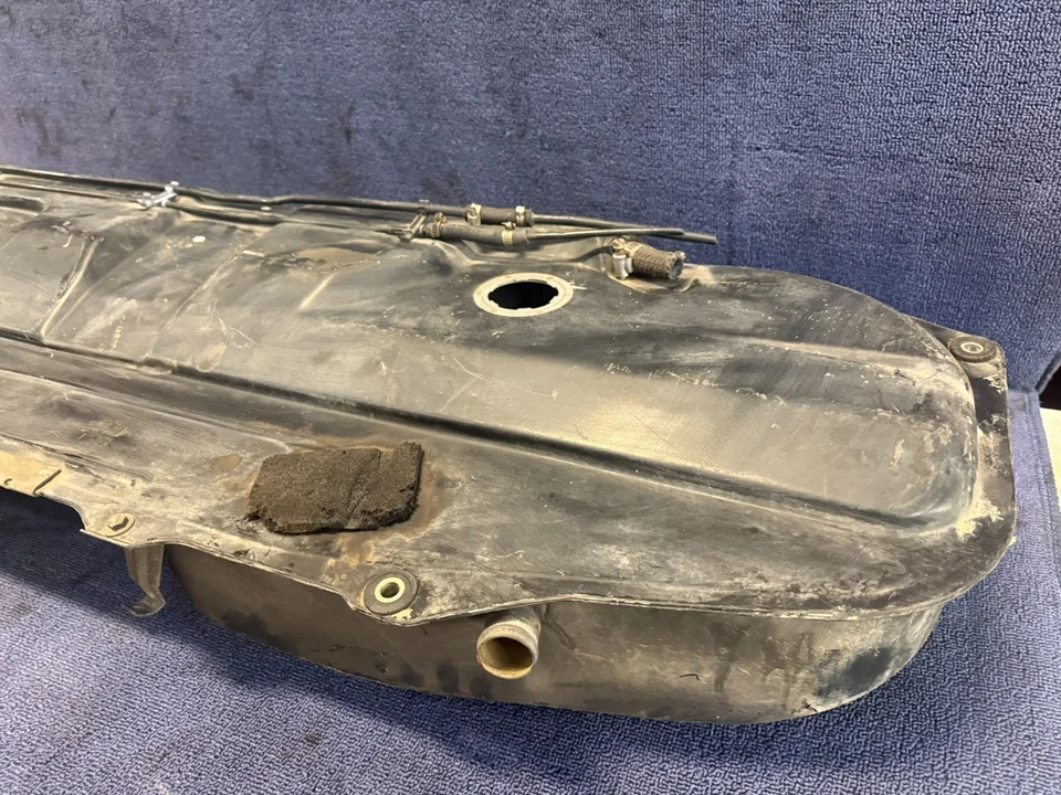 BMW E30 325e M3 318I Metal Gas Fuel Tank 55L OEM - Image 3 of 4