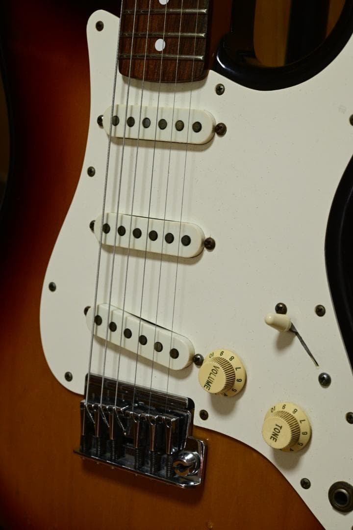 FENDER USA DAN SMITH STRATOCASTER 1984 VINTAGE 2-KNOB RARE CLEAN W