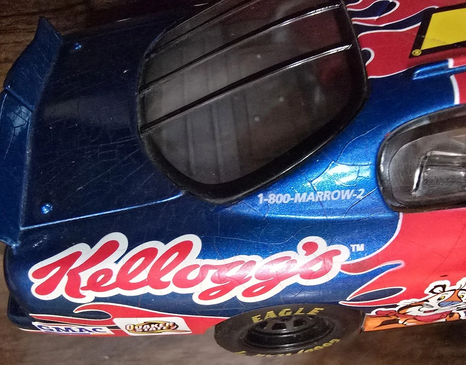 8⅜" 2002 Nascar Race Car Collectors 1:24 Die Cast #36 M&M Ken Schrader Cheez It - Image 3 of 4
