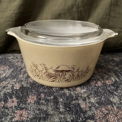 Vintage Pyrex Forest Fancies 1 L/1 Qt Casserole 473-B W/Lid 17-470-C Mushrooms