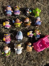 Fisher Price lot 15 Pc Little People Figures  Vehicle GUC Bundle Toys