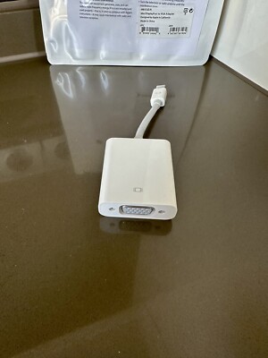 APPLE MINI DISPLAYPORT to VGA Adapter (MB572Z/A) weiß
